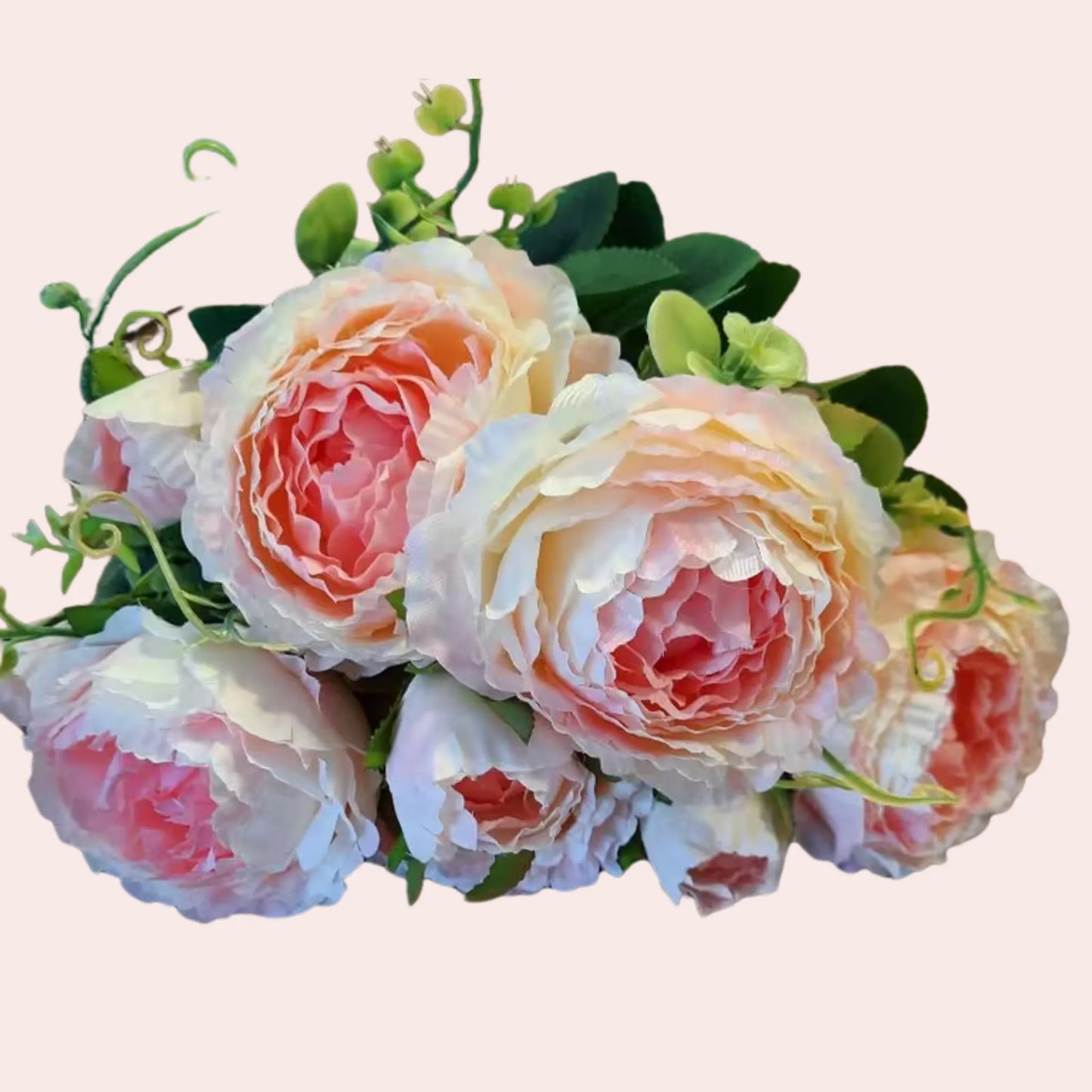 Håndlagde rosa peoner