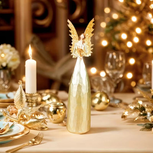 Håndlaget gullengel med hjerte💛