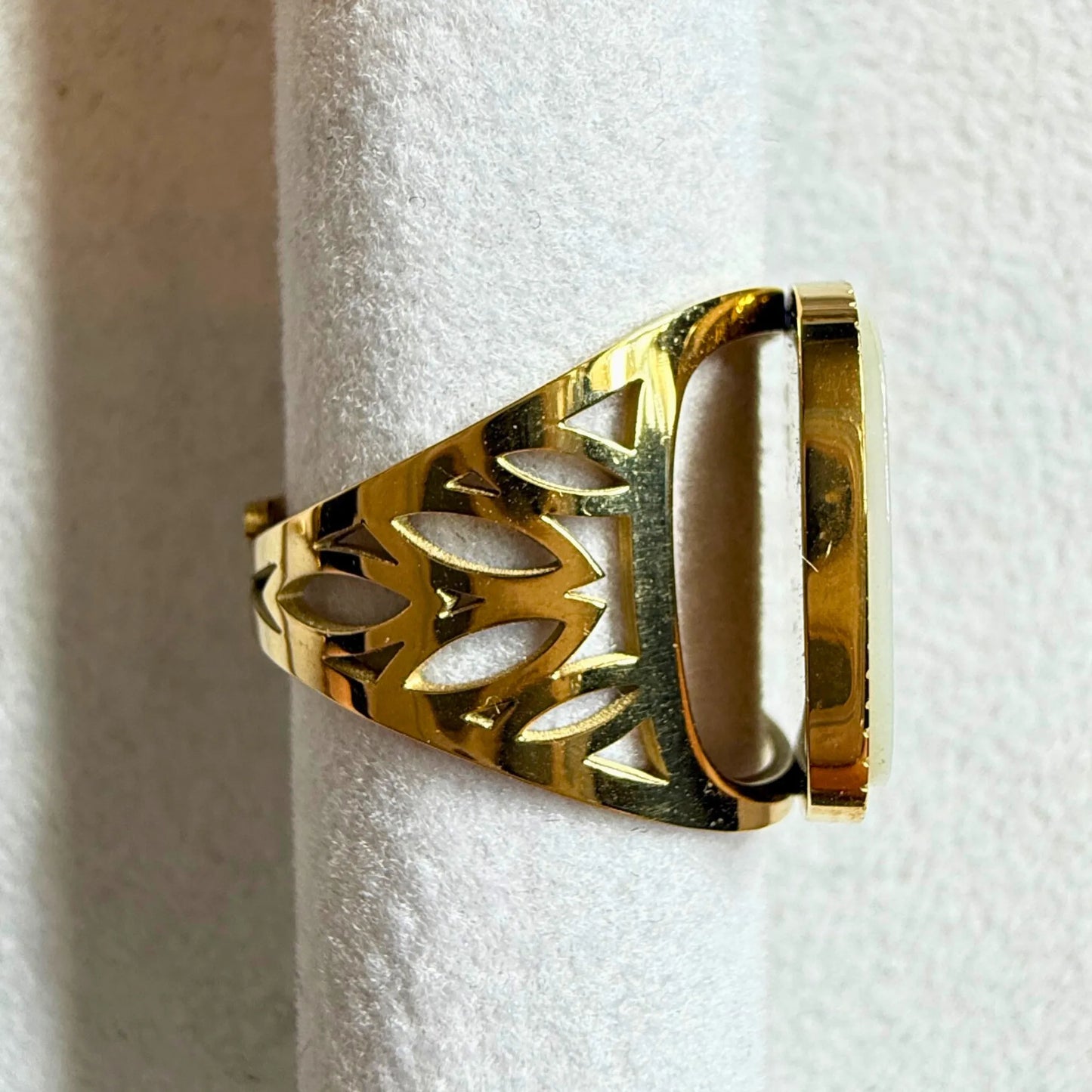 💍 LENE ring- gullbelagt med perlemor