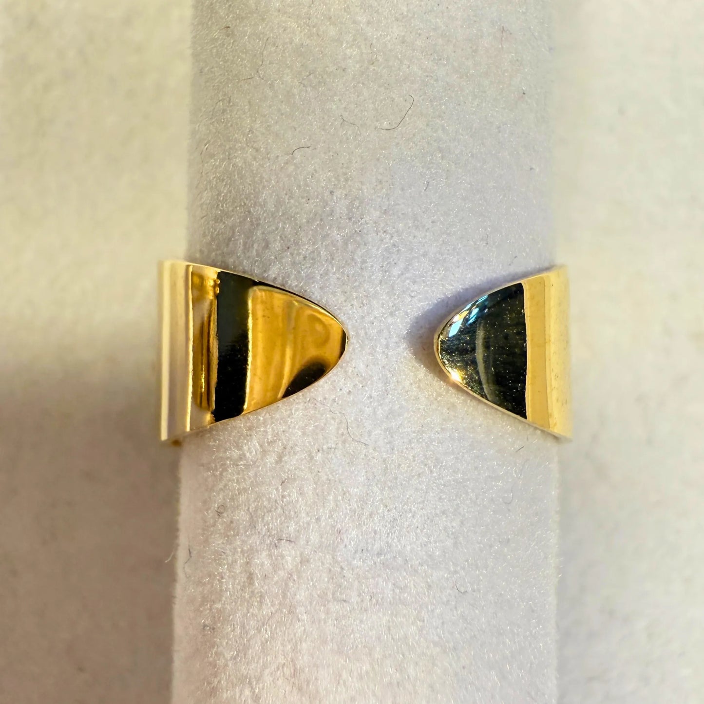 💍 STINE ring- gullbelagt med perlemor