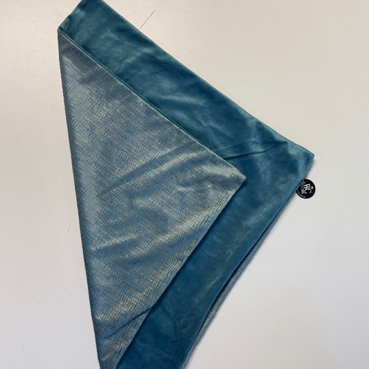 Putetrekk gullprint aqua: 45x45 cm