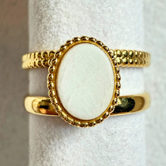 💍 MALENE ring- gullbelagt med perlemor