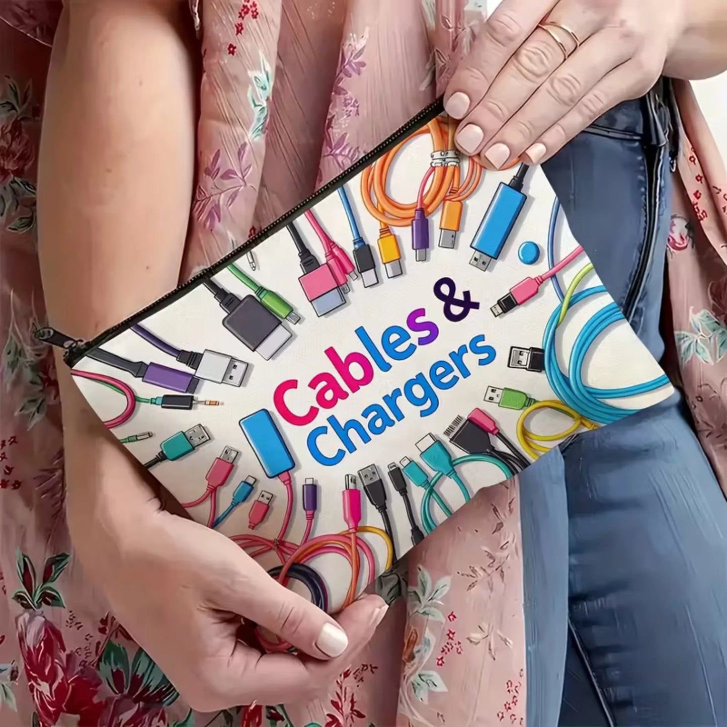 Kabler og ladere - liten toalettveske