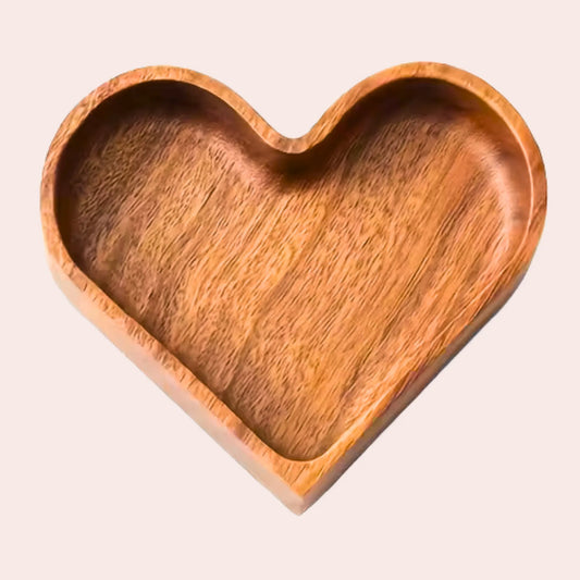 Hjerteformet fat i heltre