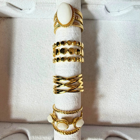💍 MONA ring- gullbelagt med perlemor