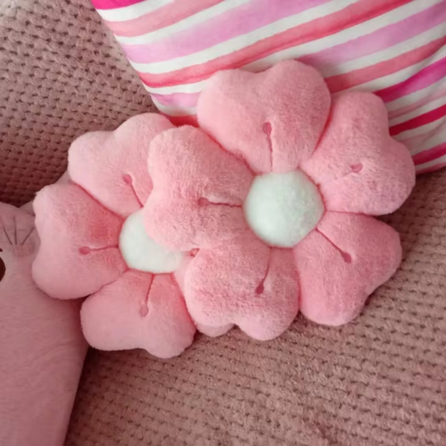 Rosa tusenfryd blomsterpute 🌸