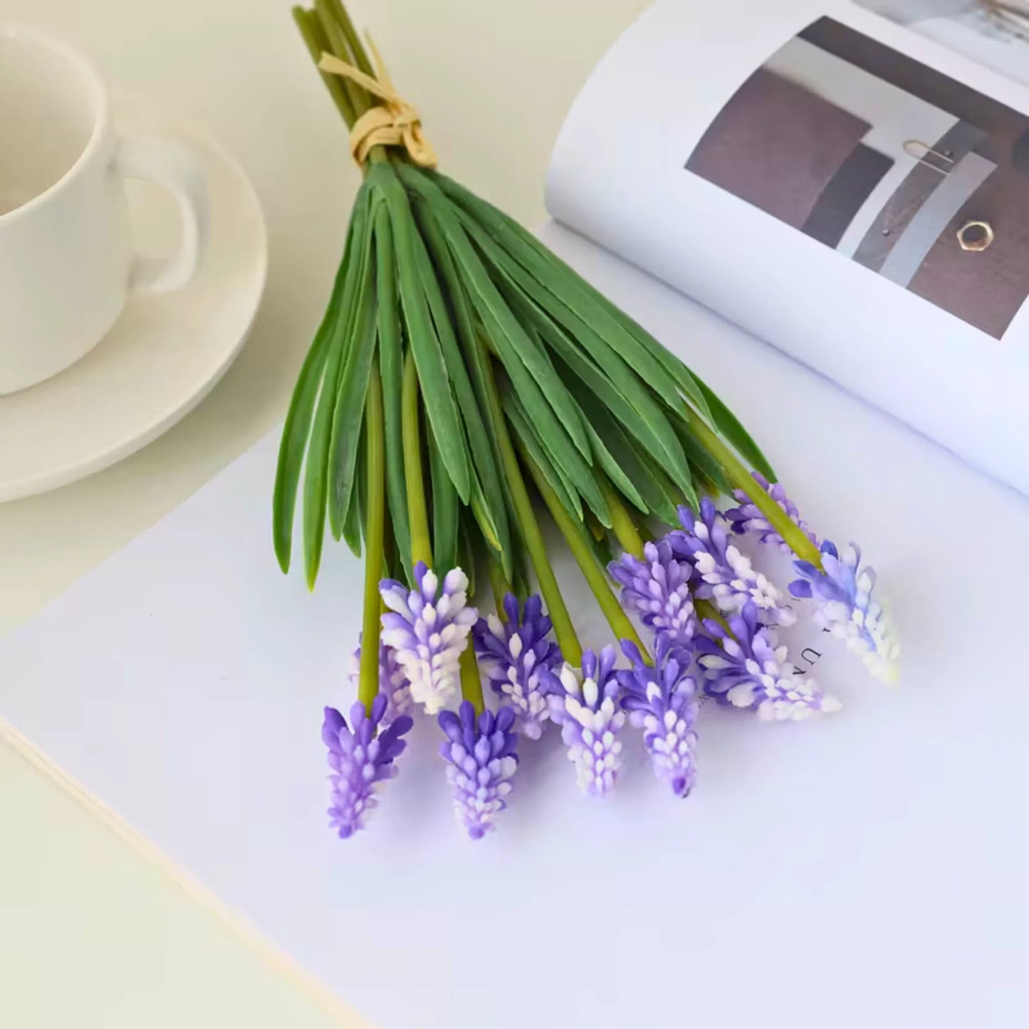 Bukett med 12 Muscari (perleblomster)