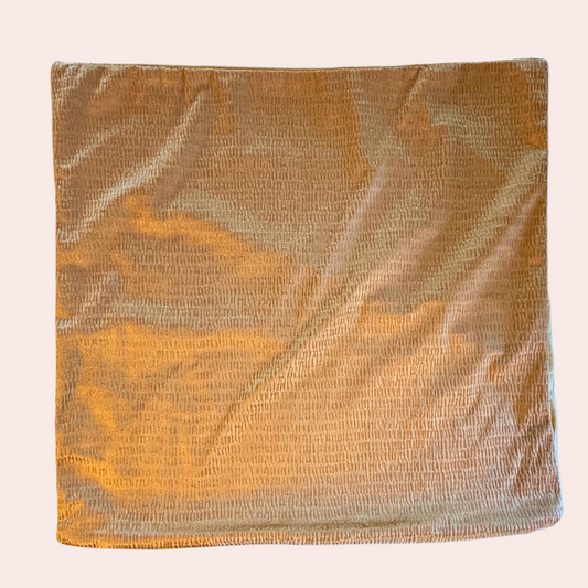 Putetrekk gullprint oker: 45x45 cm