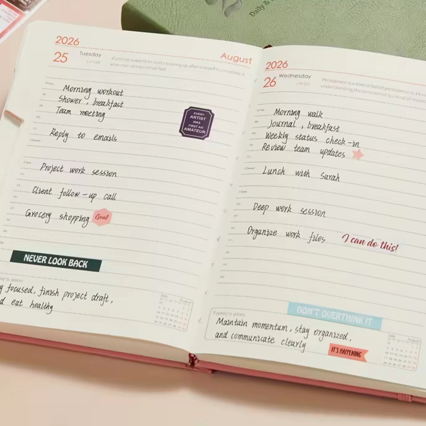 2026 Ukentlig og månedlig planlegger: Sort og beige