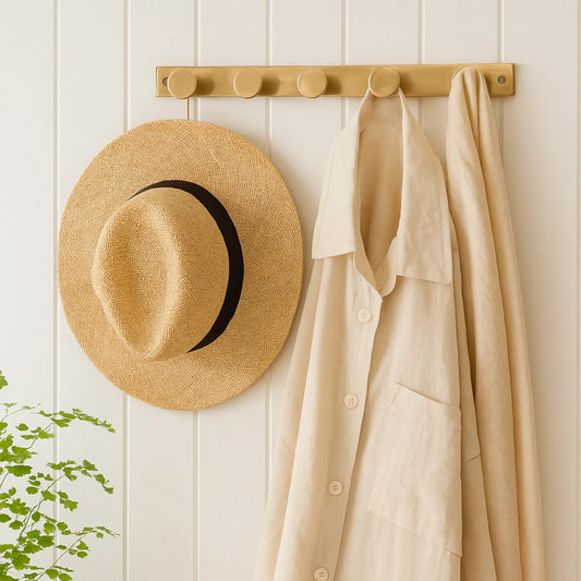 Knaggrekke i sølv metall: 5 knagger