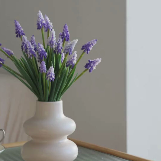Bukett med 12 Muscari (perleblomster)