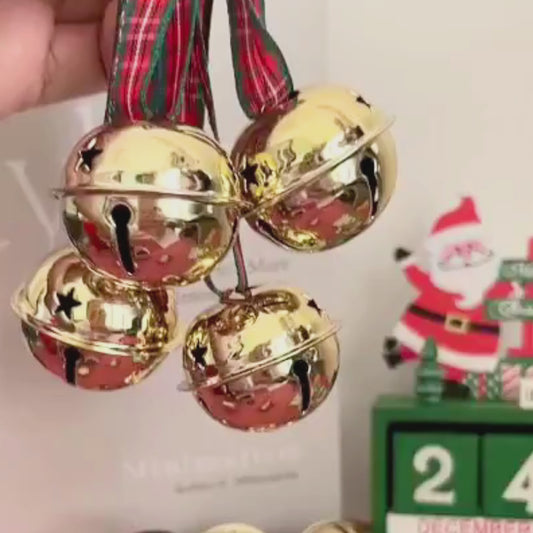 12 bjeller med rutete bånd